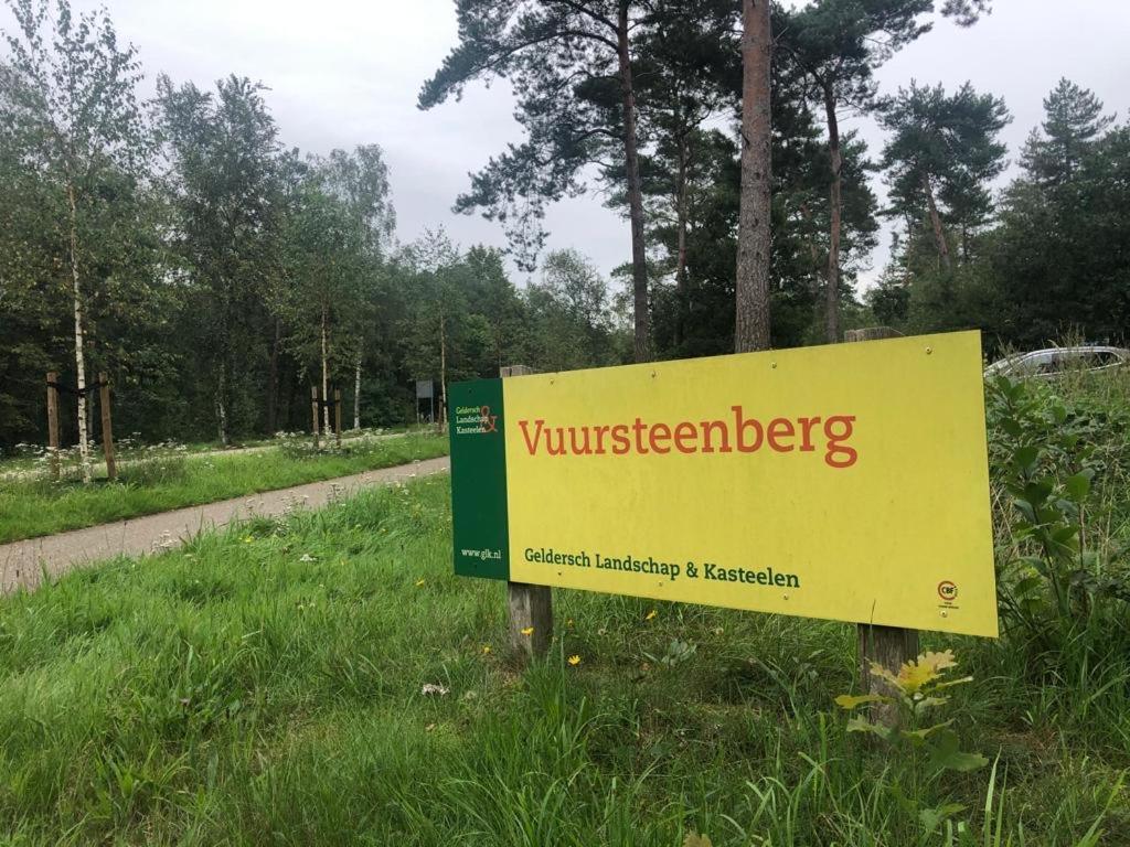 Vrijstaand Chalet In Bospark Villa Hattemerbroek Exteriör bild